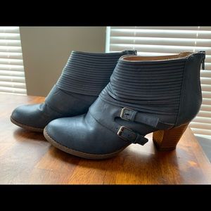 Blue jean color booties